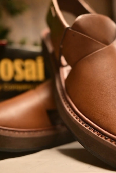 Winter leather Kaptaan chappal Akhrot